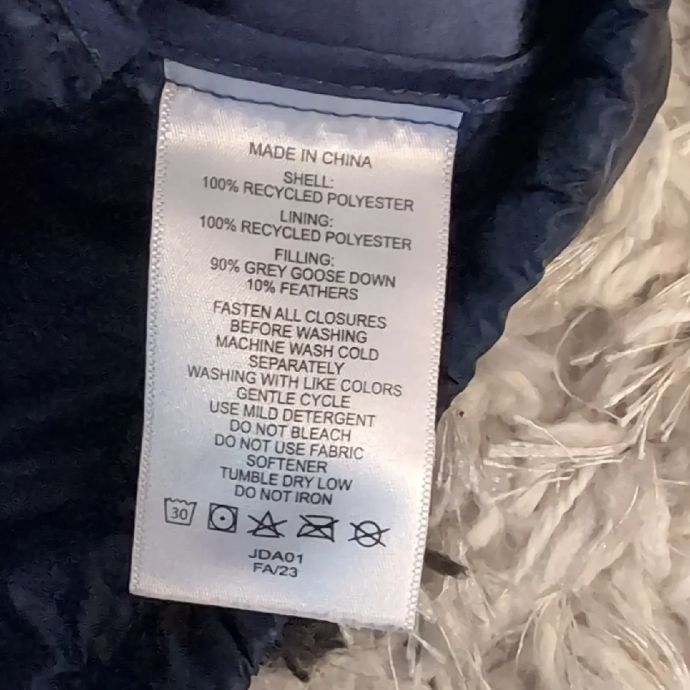 Quince Hooded Kids Starry Night Puffer Jacket - Picture 5 of 8